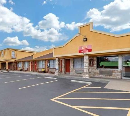 Econo Lodge 얼랜저 외부 사진